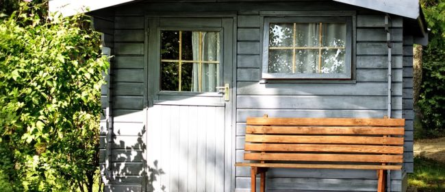 5 Reasons to Build a Backyard Shed