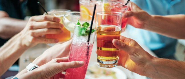 Sick of Chaotic Gatherings? Shift to Non-Alcoholic Parties Now