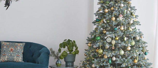 Christmas Decorating Essentials Checklist