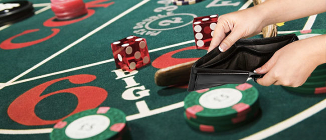 Bankroll required to play in a casino