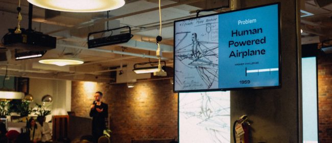 How to Impress Your Colleagues at Work When Presenting Your ideas in a Meeting