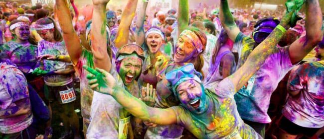Top 4 Fundraising Ideas for High School Kids